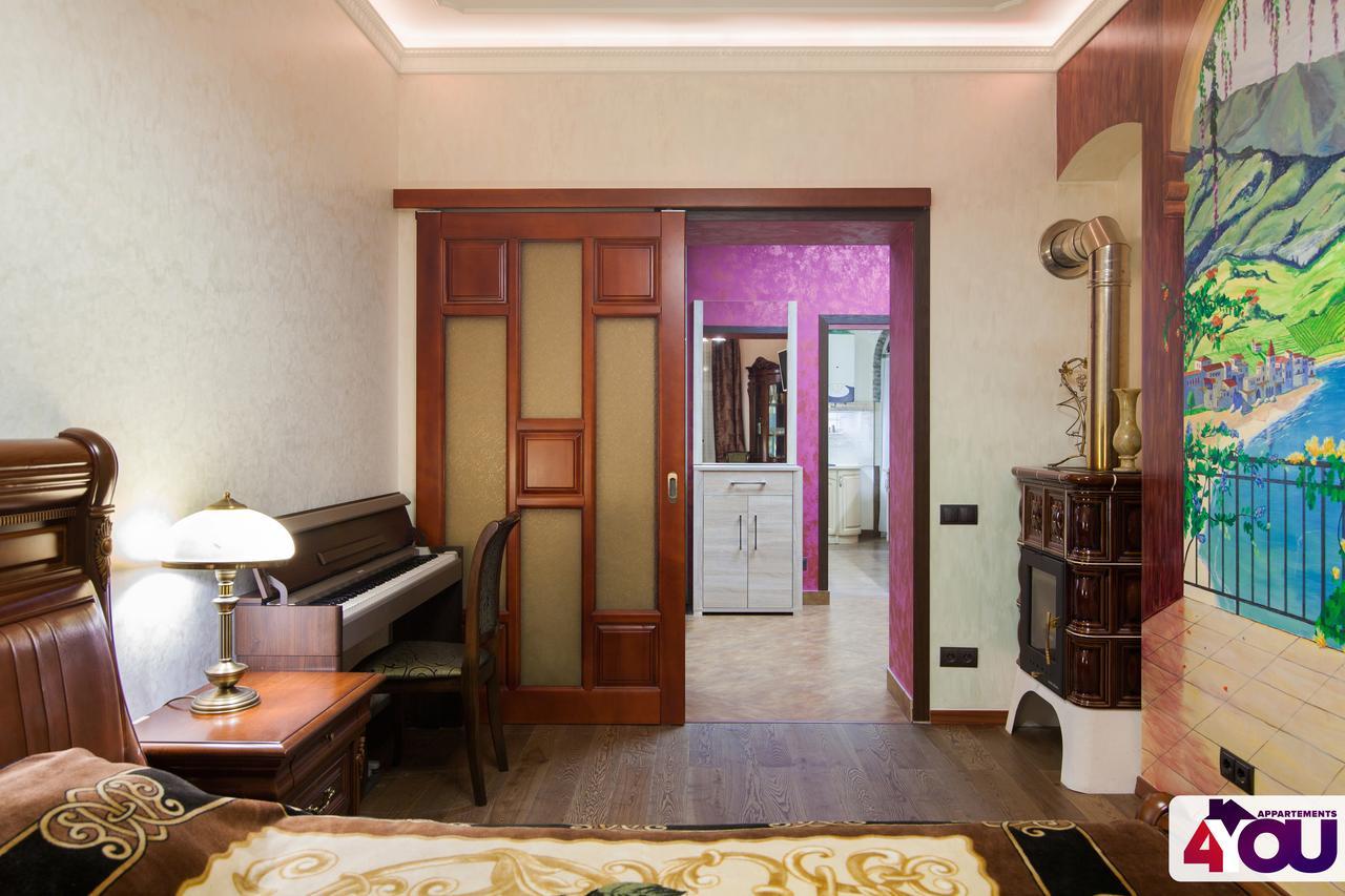 4You Apartaments Lviv Luaran gambar