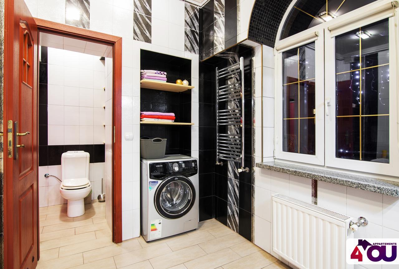 4You Apartaments Lviv Luaran gambar