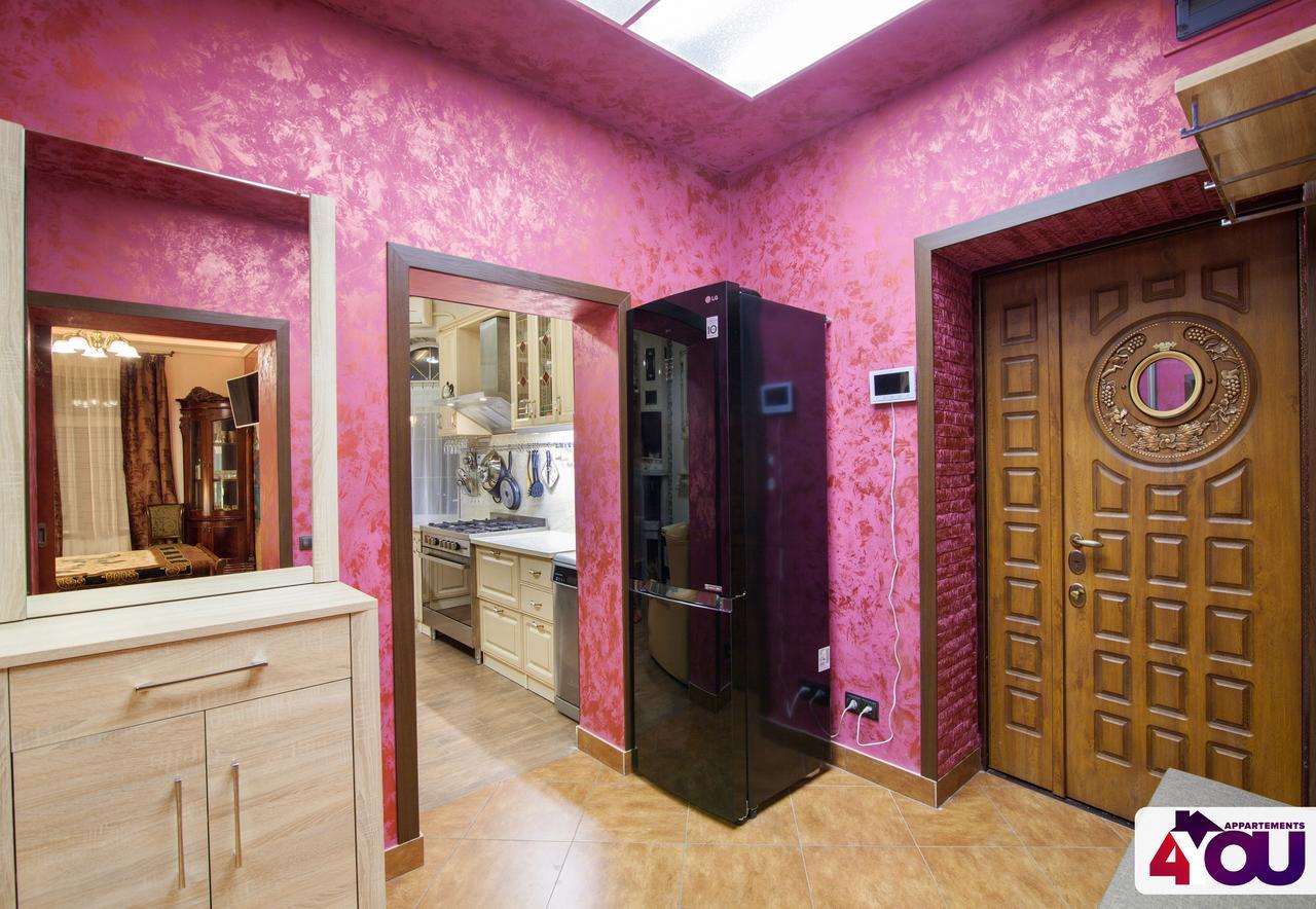 4You Apartaments Lviv Luaran gambar